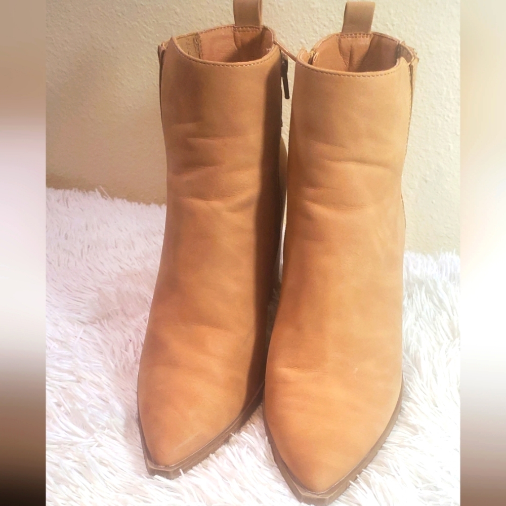 Universal Thread Whitney Pull Tab Boots - image 1